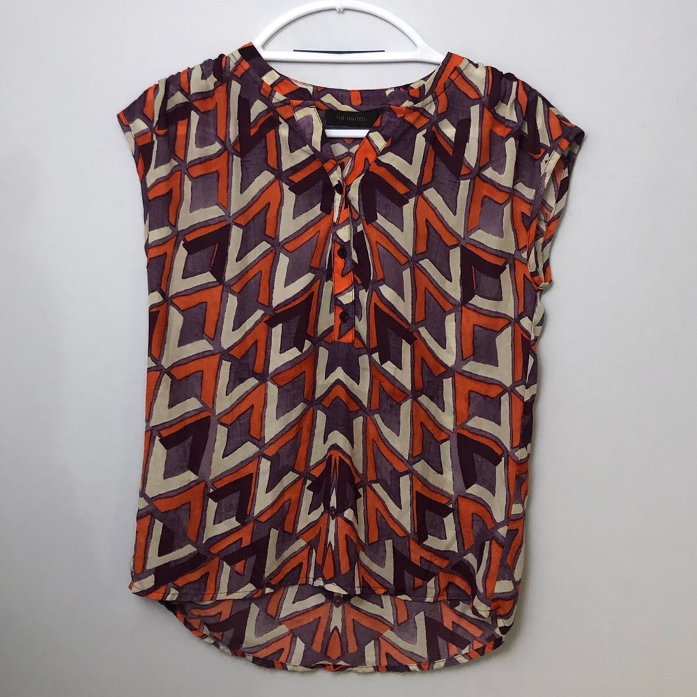 The Limited V Pattern Retro Top